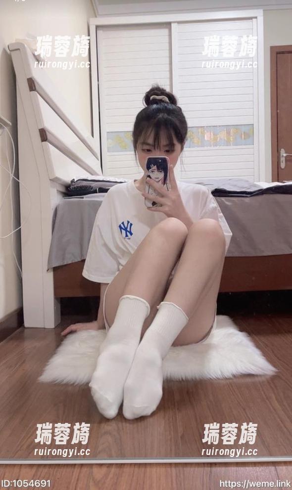 在Bangni邦尼的网盘里，我发现了囚禁魅魔的绝境合集！