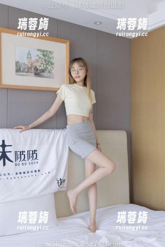 BoBoSocks袜啵啵 - 谁说运动鞋不能美？周周告诉你，做自己的时尚奇迹，美图证明一切！