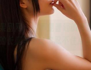 GIRLT果团网 – 这不是普通的壁纸，陈雅漫的长腿写真让你忍不住点赞！