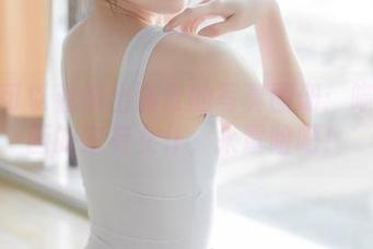 一本可以看得出调皮的写真图册：喵糖映画的家有女仆，来冒险吧！