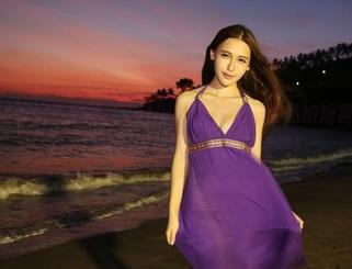 MyGirl美媛馆 – 嗨呀，vetiver嘉宝贝儿的私拍短裙合集又来了，快来聊聊那些弯弯的裙摆吧？