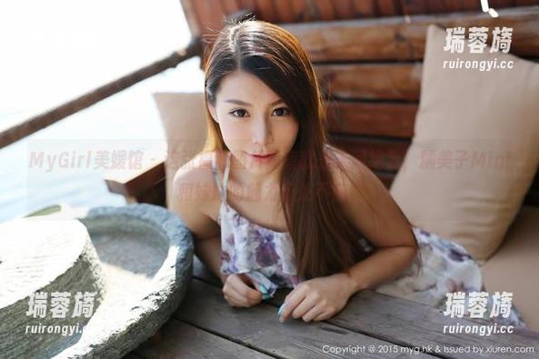 MyGirl美媛馆 - 这张福利图片简直就是人间绝色，糯美子Mini和妹妹的魅力无处不在。