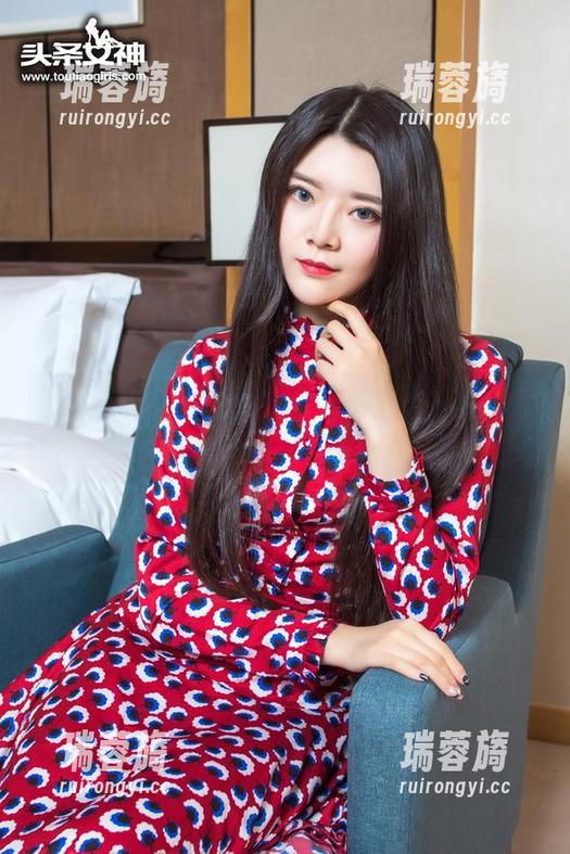 TouTiao头条女神 - 这个睡衣有点意思，小小鱼最新作品一起探秘吧！