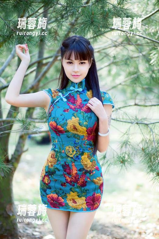 TuiGirl推女郎 - 胡允儿的油亮图集更新，嗯...就是那种让人心痒的感觉