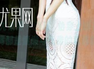 UGirls尤果网 – 当温鈊怡穿上睡衣，写真集满满都是慵懒与优雅的精选瞬间！