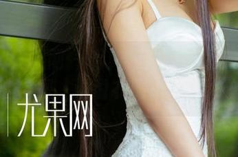 UGirls尤果网 – 看！那些被韩恩美毛衣包裹的瞬间，谁说衣服不能勾人心？