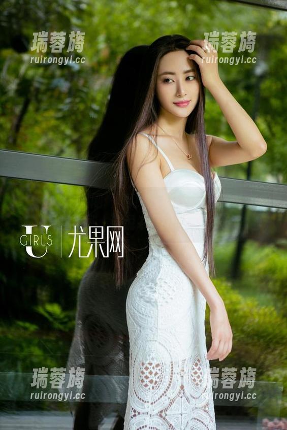 UGirls尤果网 - 看！那些被韩恩美毛衣包裹的瞬间，谁说衣服不能勾人心？