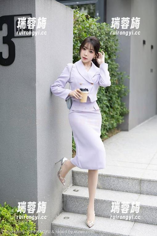 XIAOYU语画界 - 图集更新！程程程的美腿魅惑车拍，简直是赛车界的时尚秀吧？