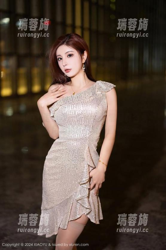 XIAOYU语画界 - 绯月樱日常写真合集：看她怎么用美貌和幽默征服每一天！