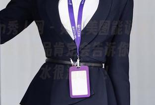 Xiuren秀人网 – 如果美图能说话，杏子Yada的泳衣作品肯定会告诉你：‘别怕，水很温暖’！