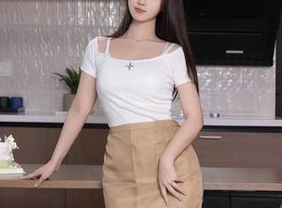Xiuren秀人网 – 林子欣Freya的户外写真：感觉每一张都能引发我的无限遐想，太值得收藏了！