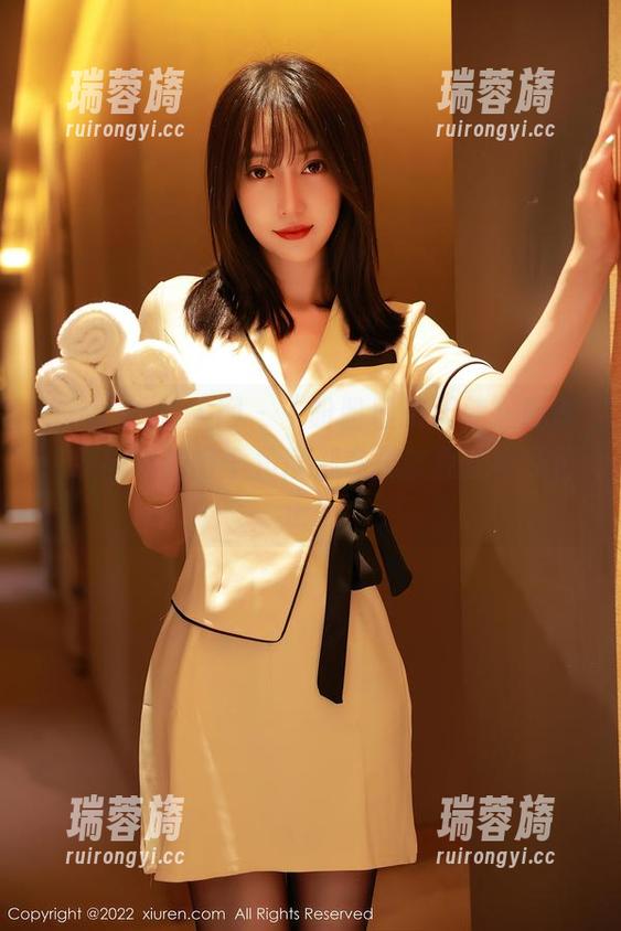 Xiuren秀人网-盼盼已鸠 Xiuren秀人网 - “盼盼已鸠天使”精选:原图中的每个角度都在挑衅我的审美公正!