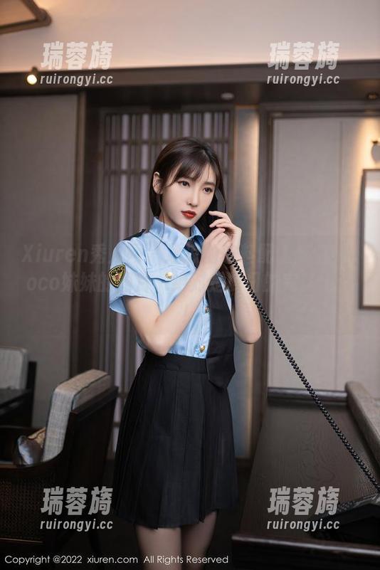 Xiuren秀人网 - 冰凉的饮料配上陈怡曼coco妹妹的图片，绝对是夏日的完美组合！
