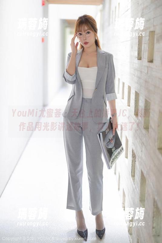 YouMi尤蜜荟 - 天台上的娇喘JC，最新作品用光影讲述故事，真是太迷了！