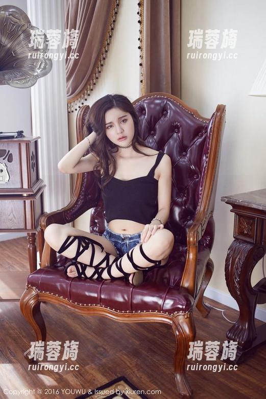 YouWu尤物馆 - 韩冰冰儿粉色图集：不小心被这小女人的温柔杀到了！