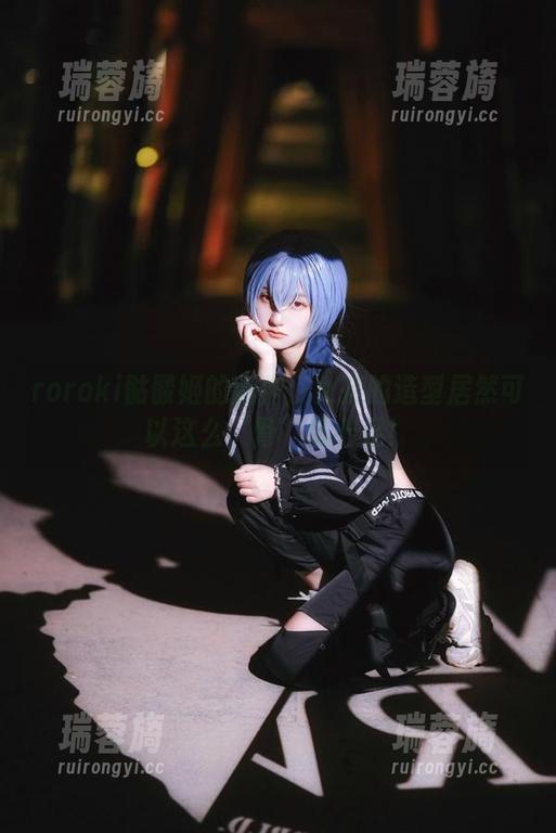 roroki骷髅姬的新作：女孩的造型居然可以这么‘骨’感十足！