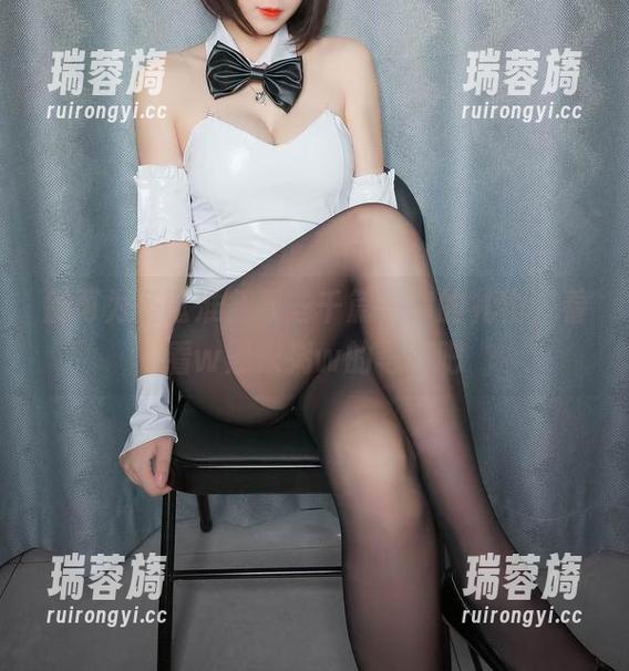 w黑米粥w 别再为圣诞准备那些千篇一律的礼物,看看w黑米粥w的写真吧
