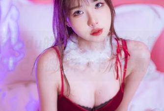 余多多Dudu的圣诞特辑写真全集，感觉我自己都被她带入节日气氛了！