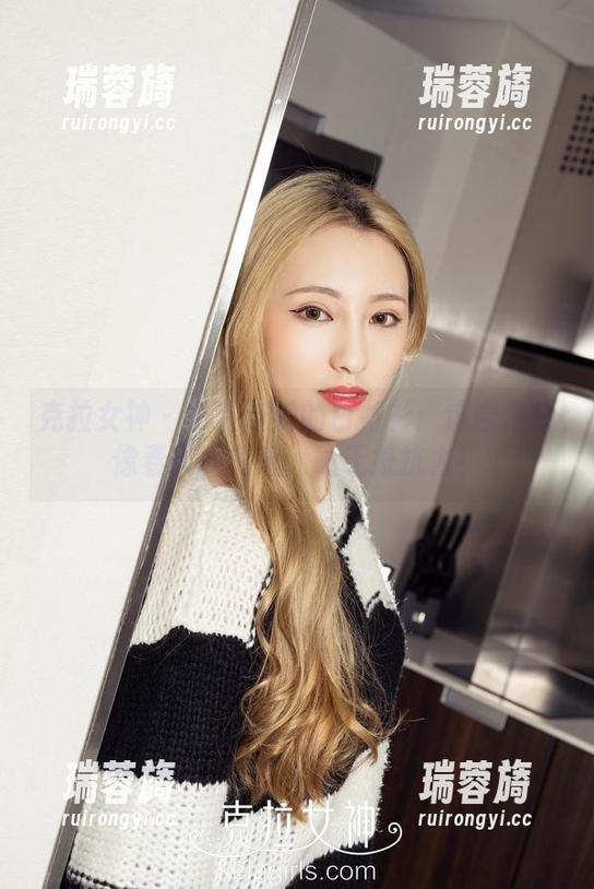 克拉女神 - 小芹与她的白衬衫：这合集就像春天的气息，毫无抵抗力！