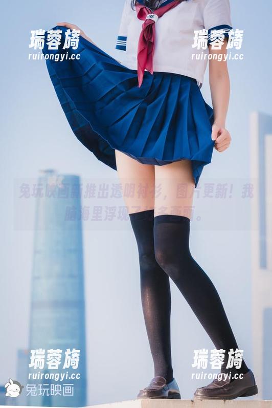 兔玩映画新推出透明衬衫，图片更新！我脑海里浮现了好多画面。
