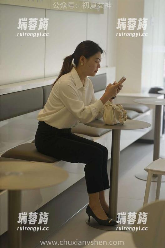 初夏女神-安妮 初夏女神 - 安妮的婚纱:这样的高定资源,你绝对想不到