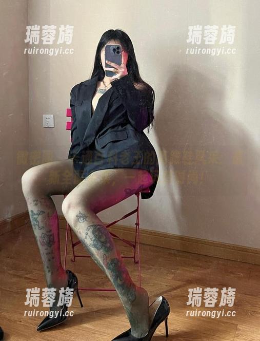 微密圈 - 卡通百科老王的高跟鞋风采：最新全面合集，一起玩转时尚！