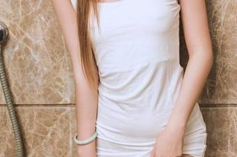 头条女神 – 高清看王竹花嫁，竟然让我想到了春天的味道！