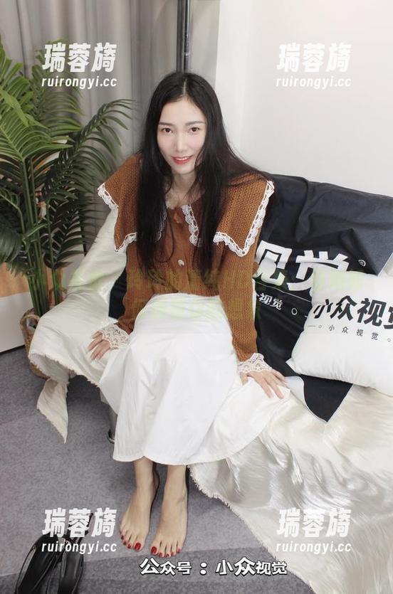 小众视觉 - 玲玲的清纯HD合集：看她如何颠覆你的想象