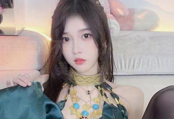 图包下载惊喜不断，小小奶瓶儿与迦南的美丽邂逅！