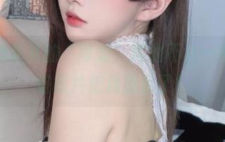 小小奶瓶儿的“可爱”真的不止一面，这组照片把我逗乐了！