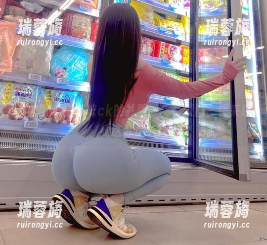 微密圈 - 小猫咪ck的礼服：免费原图，快来感受这份优雅！
