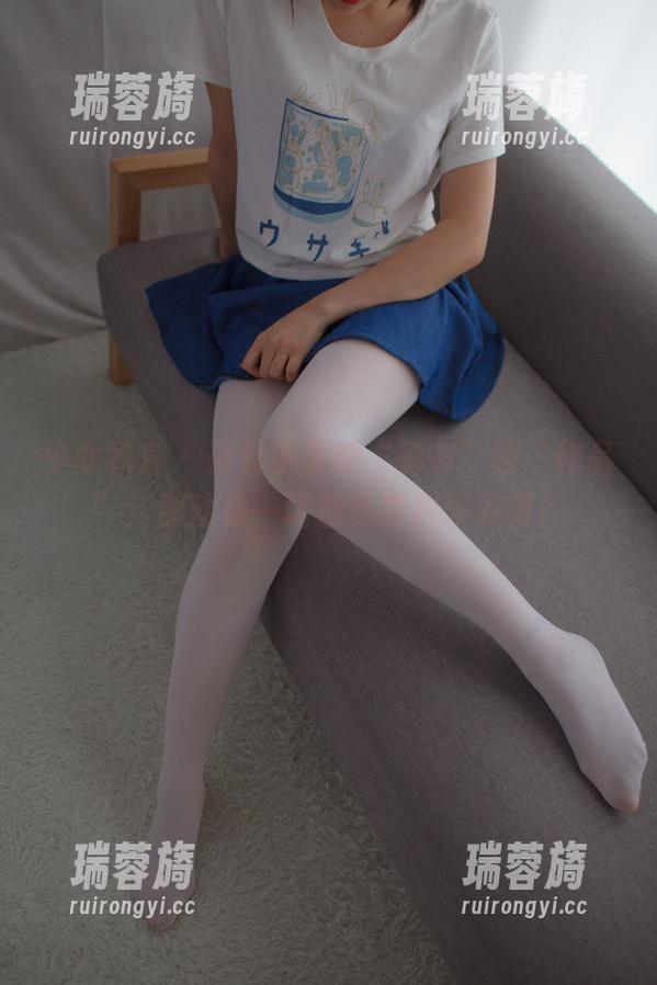 少女秩序 - 来看小鱼的“秘书”系“作品”，那就是一场视觉的欢乐派对！