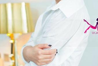 尤果网 – 探秘乔依琳双人写真：我一开始还以为是三个人！到底怎么回事？
