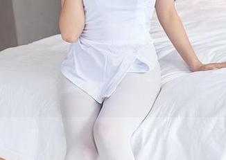 尤蜜荟 – 图库分享：牛仔裤穿出艾小青的别样精彩，真的不点开看看吗？