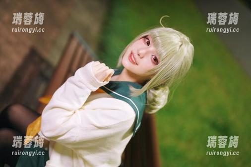 早餐时光：幼爱youmeko高清图片，想吃点什么才好呢？