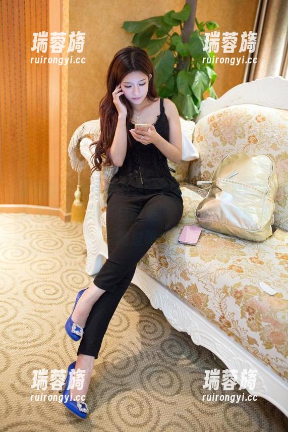 推女郎 - 携手李七喜，户外写真图包：带你见识什么叫‘自然美’，但我猜她也迷路过吧！