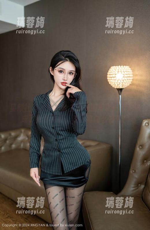 星颜社 - 心妍小公主的美脚写真：当足部成了新晋网红，别问我怎么知道！