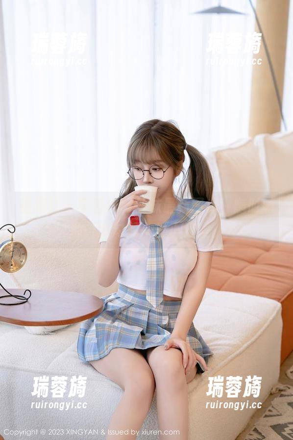 星颜社 - 李若汐ci丝袜最新图库，随时随地都能勾起一丝小浪漫。