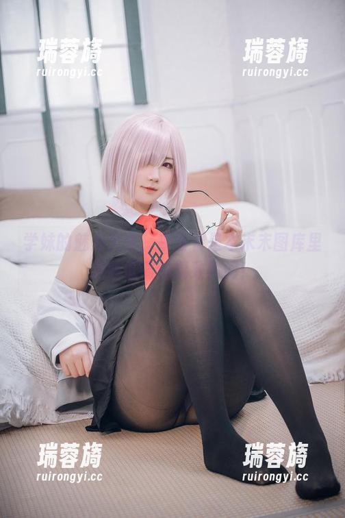 学妹的魅力无限，来看看是本末末图库里那些低调的精致瞬间！