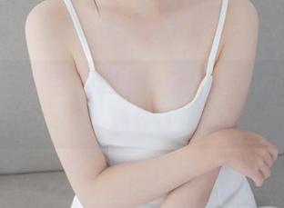 在线领略森萝财团女仆的白丝魅力，图片满分哦