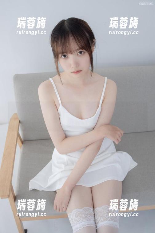 森萝财团 在线领略森萝财团女仆的白丝魅力,图片满分哦