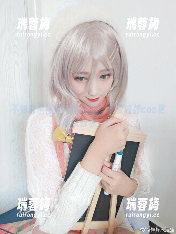 不如说是神探火狸狸的95式夏鸣蝉cos更吸引眼球？！