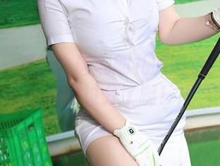 秀人网 – 更新！唐翩翩礼服图包：这身材真是过分了啊！