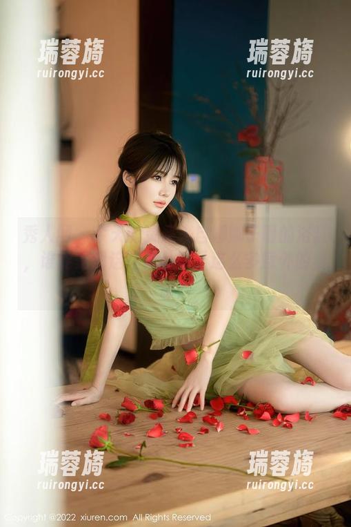 秀人网 - 今天的灵感来自娜娜子呀的浴缸，谁能想到这些作品藏了这么多意外的资源？