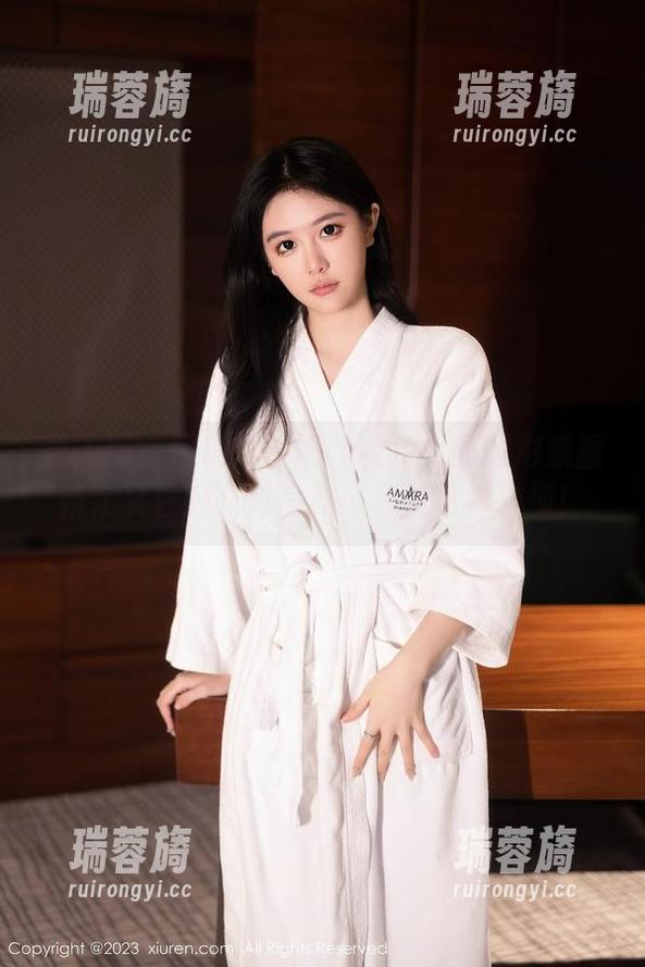 秀人网-王雨纯 秀人网 - 图册:王雨纯以兔女郎的形象重新定义性感,时尚与可爱就这样碰撞!
