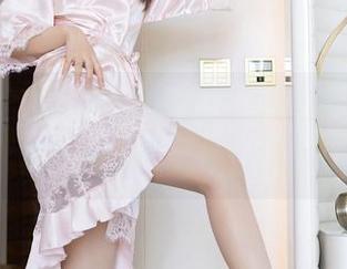 秀人网 – 白白Alina的JK写真集，高清不掉帧，直呼：这也太让人心动了吧！