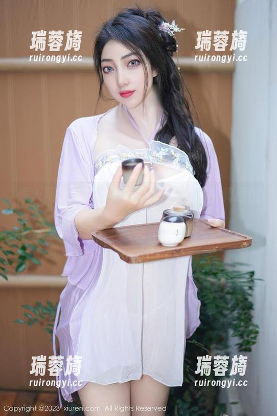 秀人网 - 清纯？芝芝booty的全集和原图让我考虑一下我的审美观…
