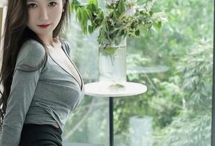 秀人网 – 作品不多，赵惟依coco的裸足却独占我的视线，真是神奇！