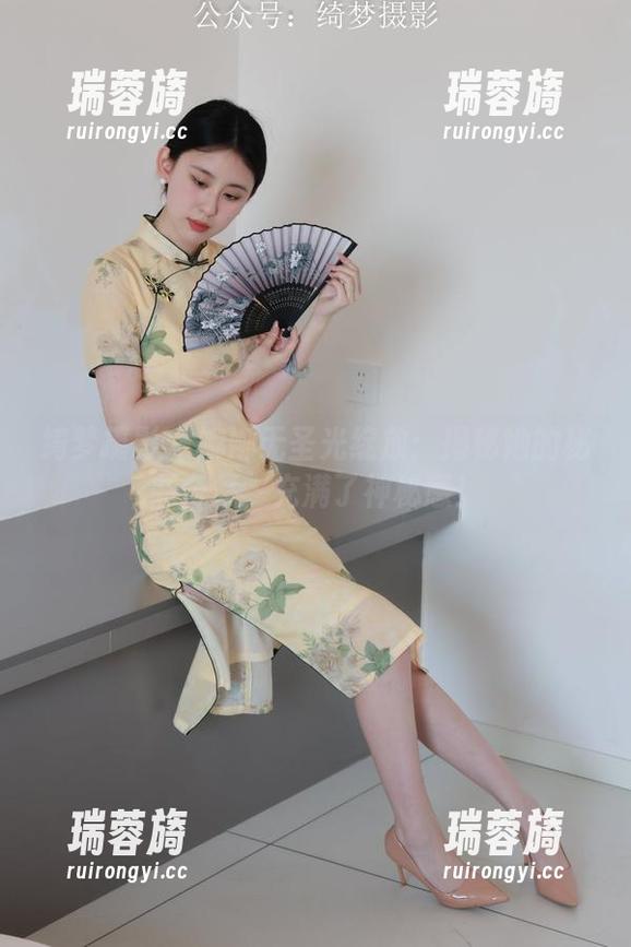 绮梦摄影 - 娜娜无圣光绽放：揭秘她的秘书合集，充满了神秘感！
