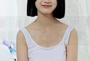 绮梦摄影 – 粉色幻想再次来袭！月月的图集值得你奋不顾身地下载！